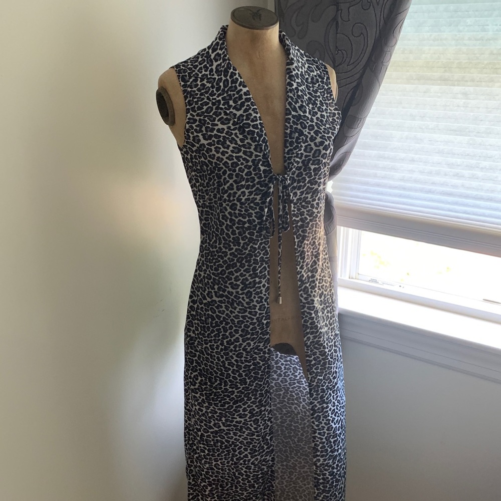 VINTAGE BREAKIN LOOSE 1990’s Long Leopard Top